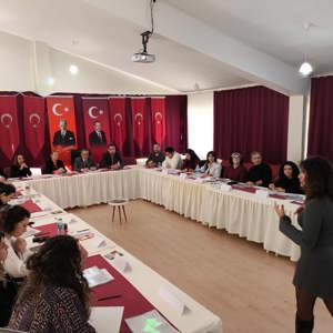 İlimizde “Çocuk Koruma Alanında Karar Destek Mekanizmalarının Güçlendirilmesi Programı” Eğitimi Başladı - fotoğraf 2