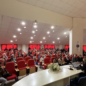Tavşanlı Meslek Yüksekokulunda “Teknoloji ve Madde Bağımlılığı” Semineri Düzenlendi - fotoğraf 1