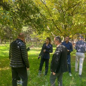 Bucak İsmail Şerife Sarı Bakım Rehabilitasyon Merkezi Yeniden Yapım Projesi Yerinde İncelendi - fotoğraf 2