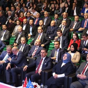 Bakan Selçuk, "6. Ankara İstihdam Fuarı ve Kariyer Günleri" etkinliğinin açılış programına katıldı - fotoğraf 2