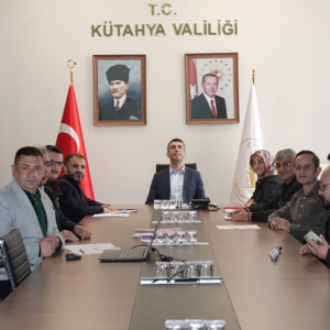 Kütahya Erişilebilirlik İzleme ve Denetleme Komisyonu 2025 Yılı 3. Toplantısı Gerçekleştirildi - fotoğraf 1