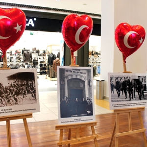 Cumhuriyet Resim Sergisi Açılışı Gerçekleştirildi - fotoğraf 1