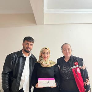 Evlenecek Gençlerin Desteklenmesi Projesi Kapsamında Destek Alan Çiftlerimizi Ziyaret Ederek Sayın Bakanımız Mahinur Özdemir Göktaş'ın Tebriklerini İletiyoruz - fotoğraf 1