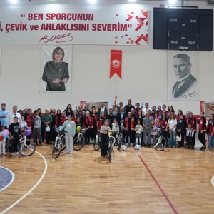 Gaziantep’te “Ailece Yarışıyoruz” Etkinliğiyle Aile Bağları Güçlendi - fotoğraf 1