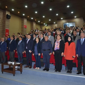 "Kadının Güçlenmesi İl Eylem Planı" Çalıştayı Düzenlendi - fotoğraf 1