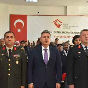 Kıbrıs Gazilerimiz İçin Milli Mücadele Madalyası ve Berat Tevcih Töreni Düzenlendi - fotoğraf 3