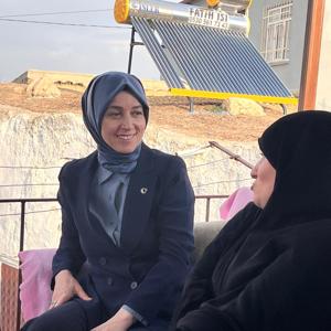 Yeşilova'da Levent Ailesine Ziyaret - fotoğraf 1