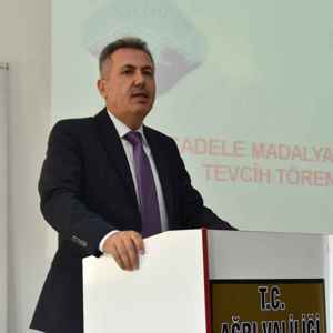Kıbrıs Gazilerimiz İçin Milli Mücadele Madalyası ve Berat Tevcih Töreni Düzenlendi - fotoğraf 7