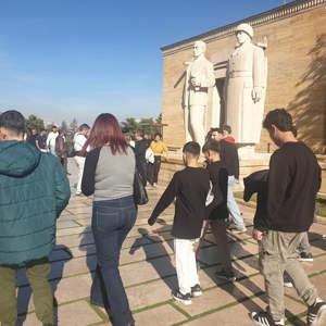 10 Kasım — Atamızı Saygı ve Minnetle Anıyoruz  - fotoğraf 2