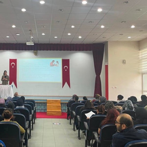 Ailenin Önemi, Aile Bağları ve Ailede Çocuk Kıymeti Konularında Eğitim Düzenlendi - fotoğraf 2