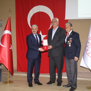 İlimizdeki Kıbrıs Gazilerimize Milli Mücadele Madalyaları Takdim Edildi. - fotoğraf 5