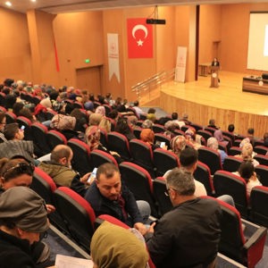 Kadına Yönelik Şiddet ve Erken Yaşta Evliliklerle Mücadele Konulu Eğitim Gerçekleştirildi - fotoğraf 2