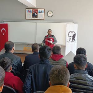 Yüksekova’da “Vatan ve Kahramanlık Buluşmaları” Projesi - fotoğraf 1