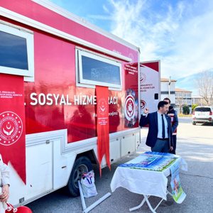 Mobil Sosyal Hizmet Aracı Üniversite’de  - fotoğraf 1
