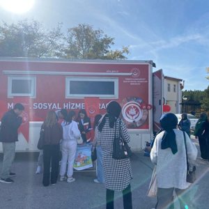 Mobil Sosyal Hizmet Aracı Üniversite’de  - fotoğraf 2