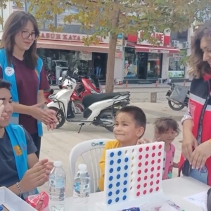 Çocuk Hakları Komitemiz Sındırgı’da, Çocuklarımızın Yanında - fotoğraf 1