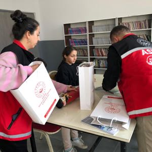 Şemdinli’de “Dünya Çocuk Kitapları Haftası” Etkinliği - fotoğraf 2