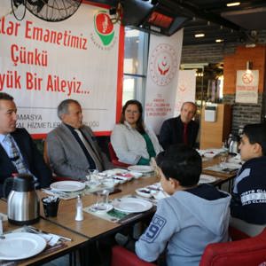 20 Kasım Dünya Çocuk Hakları Günü’nde Çocuklarımızla Kahvaltıda Bir Araya Geldik - fotoğraf 1