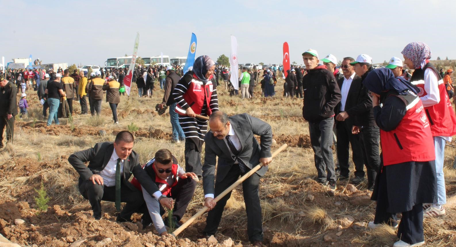  Her Aile Bir Fidan, Sevdamız Yeşil Vatan!