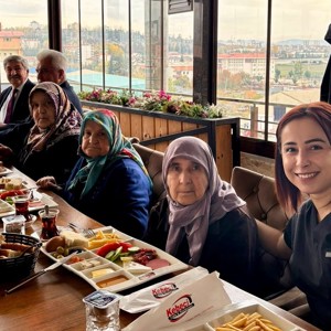 Büyüklerimizle Anlamlı Kahvaltı Etkinliği - fotoğraf 2