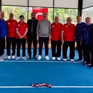 Bir Bocce Topu, İki Huzurevi, Tek Kalp: Güldal Akşit, Bartın 75. Yıl Huzurevinde! 🏆🏐 - fotoğraf 5