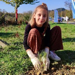 Kozlu Sosyal Hizmet Merkezi Müdürlüğü tarafından “11 Kasım Milli Ağaçlandırma Günü “Kapsamında Fidan Dikme Etkinliğine Katılım Sağlanmıştır. - fotoğraf 6