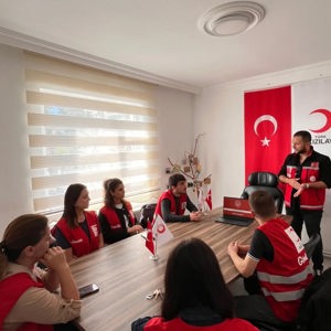 Aile Yılı Kapsamında Kızılay Personeline Bilgilendirme ve Rehberlik Çalışması - fotoğraf 2
