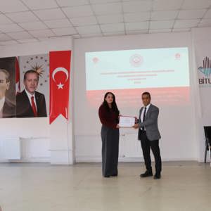 "Çocuk Koruma Hizmetlerinde Karar Destek Mekanizmalarının Güçlendirilmesi Eğitim Programı" Başarıyla Tamamlandı - fotoğraf 8