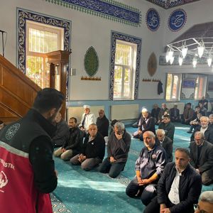 Sosyal Hizmet Merkezlerimiz Tarafından İlimiz Genelindeki Camilerde Cuma Namazı Öncesi Koruyucu ve Önleyici Hizmetlerimiz Kapsamında Farkındalık Eğitimlerimiz Devam Ediyor - fotoğraf 3