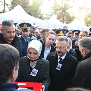 Şehit Hv. Uçk. Bkm. Üsteğmen Emre Mercan, Eskişehir’de Son Yolculuğuna Uğurlandı - fotoğraf 8