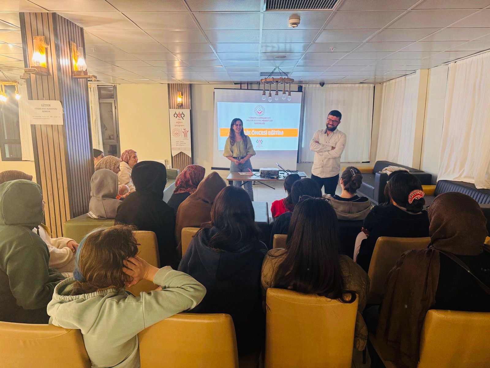 Kadına Yönelik Şiddetle Mücadele ve Aile Eğitim Programı Eğitimi