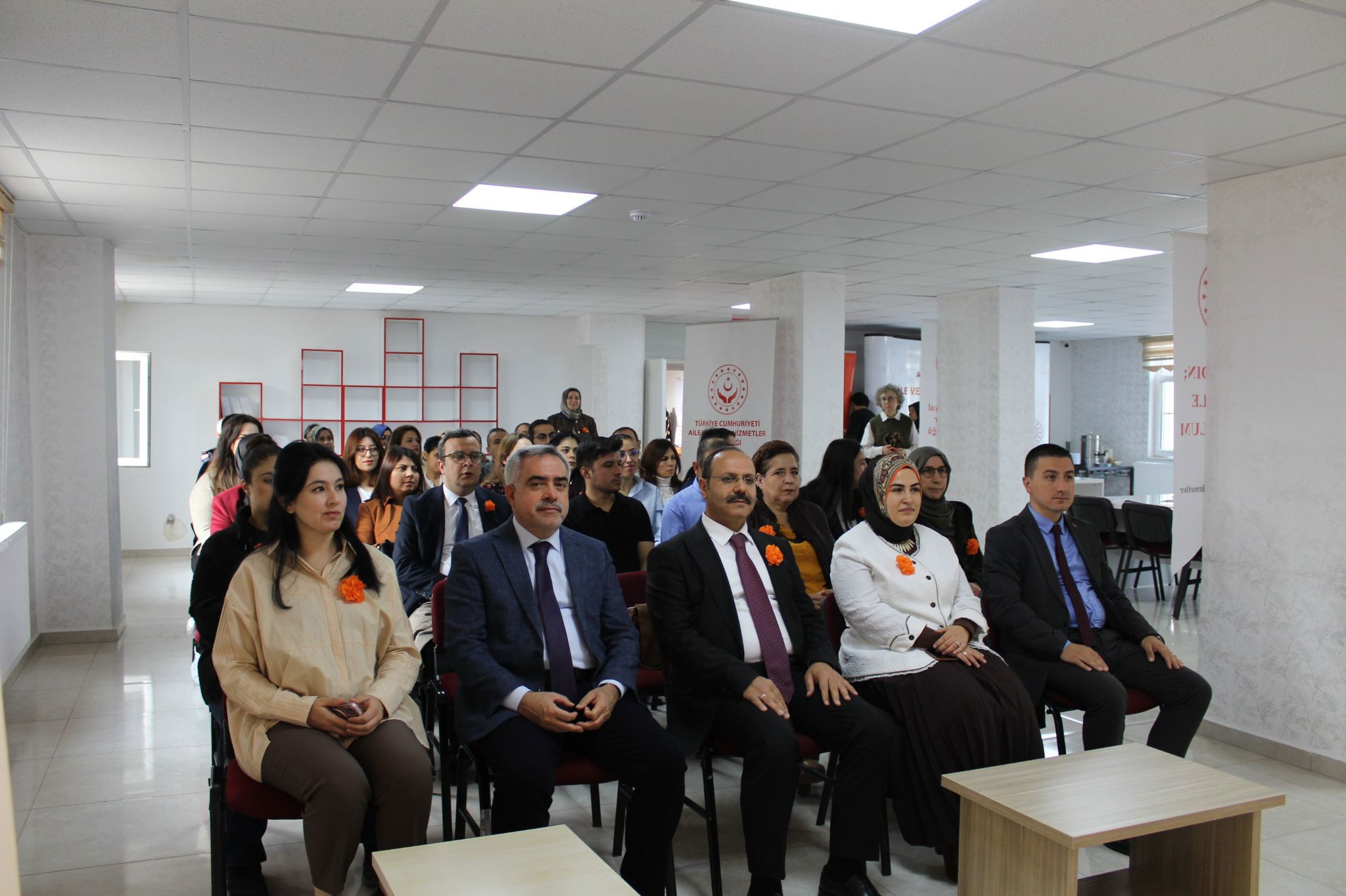 Kadının Güçlenmesi Vizyonu Doğrultusunda Aksaray Çalıştayımızı Gerçekleştirdik! - fotoğraf 4