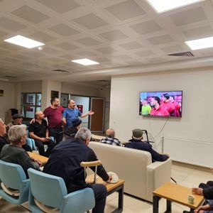 Emirdağ Fazlı–Macide Halaç Yaşlı Bakım ve Rehabilitasyon Merkezinde Milli Maç Heyecanı - fotoğraf 2