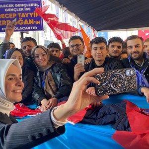 Bakanımız Göktaş, Adıyaman'da 350 bininci deprem konutunun teslim töreninde konuştu - fotoğraf 2