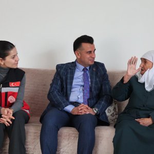 102 Yaşındaki Muhabbet GÜL Teyzemizi Ziyaret Ettik. - fotoğraf 1