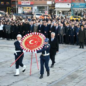 İlimizde 10 Kasım Atatürk’ü Anma Günü programı gerçekleştirildi. - fotoğraf 2