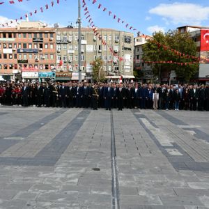 Cumhuriyet Bayramı’nın 102. yıl dönümü kutlamaları kapsamında ilimizde programlar gerçekleştirildi. - fotoğraf 1