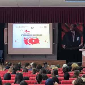 Lüleburgaz İlçemizde Vatan ve Kahramanlık Buluşmaları Programı İlgiyle Gerçekleştirildi - fotoğraf 4