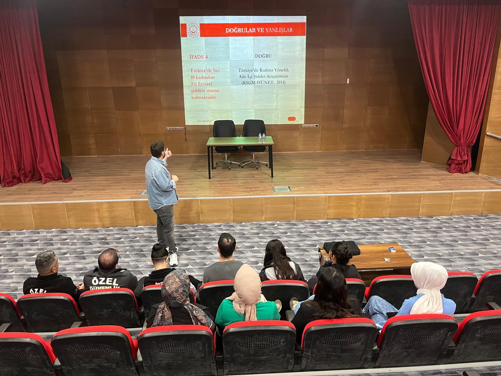 Hakkari KYK Personellerine Eğitim