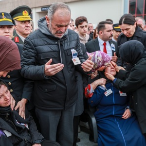 Şehidimiz Astsubay Üstçavuş Emre Altıok’a Son Görev: Samsun’da Hakk’a Uğurlandı   - fotoğraf 6