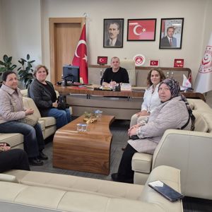 Yenikent Yetişkin Engelliler Halk Eğitim Merkezi Velilerinden İl Müdürümüze Ziyaret - fotoğraf 1
