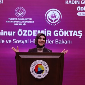 Bakanımız Göktaş, "Türkiye'nin Girişimci Kadın Gücü Yarışması Ödül Töreni"nde konuştu - fotoğraf 1