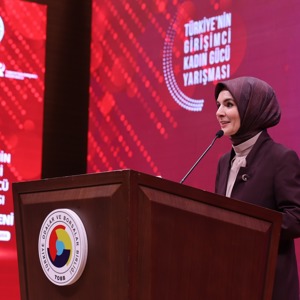 Bakanımız Göktaş, "Türkiye'nin Girişimci Kadın Gücü Yarışması Ödül Töreni"nde konuştu - fotoğraf 4