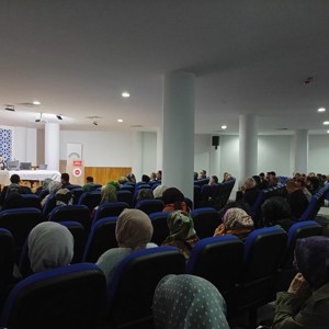 Nilüfer Kaymakamı Sayın Murat Suzen’in Başkanlığında Koruyucu Aile Hizmeti Tanıtım Toplantısı Düzenlendi - fotoğraf 2