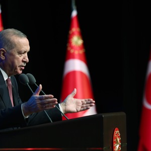 Cumhurbaşkanı Erdoğan ve Aile ve Sosyal Hizmetler Bakanımız Göktaş, “Aile ve Kültür-Sanat Sempozyumu“ kapanış oturumuna katıldı - fotoğraf 2