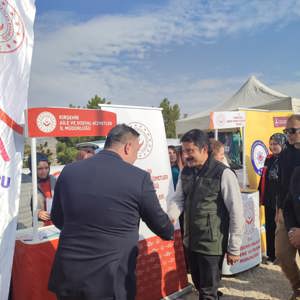 Kırşehir'de Fidan Dikim Etkinliğinde Aile ve Sosyal Hizmetler Standı Açıldı - fotoğraf 4