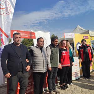 Kırşehir'de Fidan Dikim Etkinliğinde Aile ve Sosyal Hizmetler Standı Açıldı - fotoğraf 9