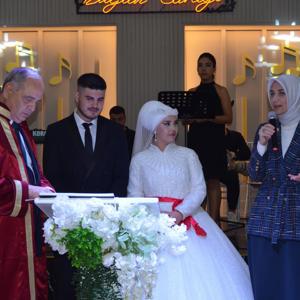 İl Müdürümüz Sayın Bilal Erdoğan 2025 Aile Yılı kapsamında İsmail Koç ile Gül Kayğın'ın Düğüne Merasimine Katıldı - fotoğraf 6
