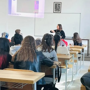 “Alkol ve Kumar Bağımlılıklarını Önleme” Temalı Seminer Düzenlendi - fotoğraf 2