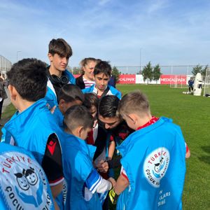 İl Çocuk Hakları Komitesi Üyesi Çocuklar Samsunspor ile Buluştu   - fotoğraf 36